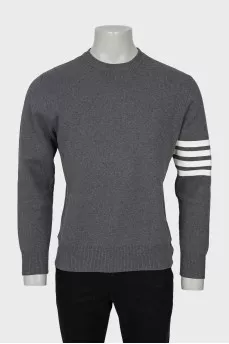 Men's jumper with stripes on the sleeve