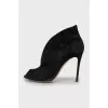 Suede open top shoes