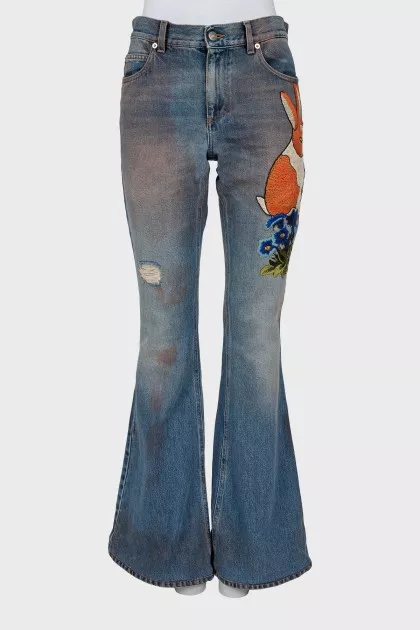 Flared jeans with embroidery
