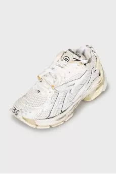 Белые кроссовки Runner