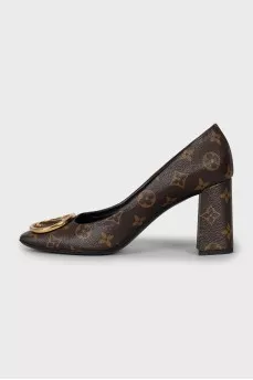 Shoes decorated with the company logo