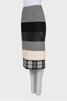 Combined fitted skirt