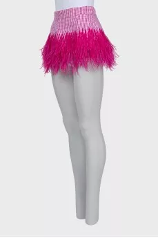Checkered basque with ostrich feathers