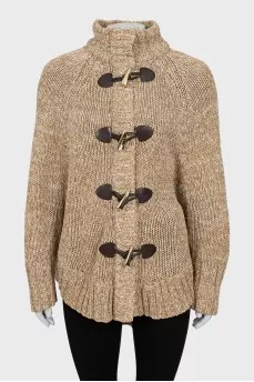 Knitted cardigan with a loose fit