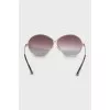 Gradient sunglasses with gold frame