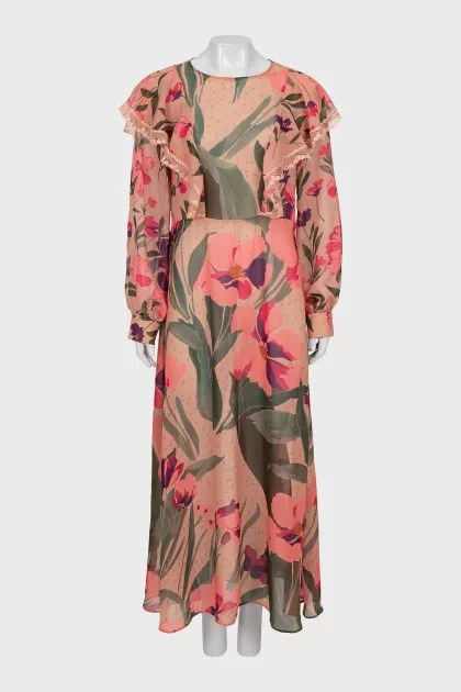 Dress decorated with frills and lace