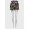 Shorts with elastic waistband in animal print