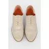 Beige suede brogs