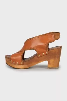 Sandals with wooden heels