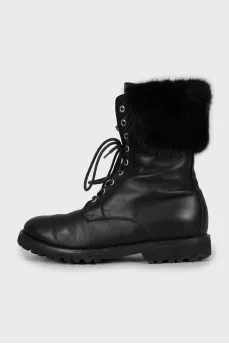 Leather boots with fur upper