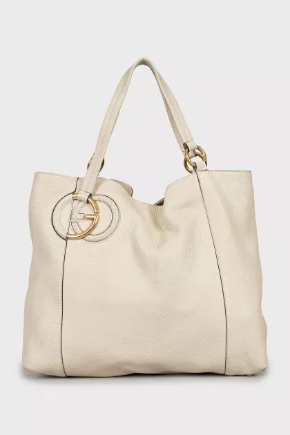 Leather bag with carabiner clasp