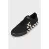 Men's sneakers with striped soles
