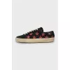 Suede sneakers decorated with stars