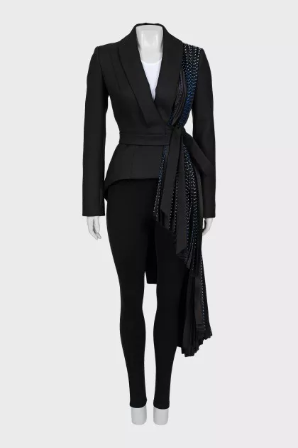 Jacket with buttons and belt