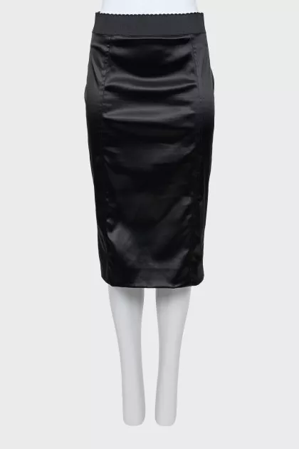 Black pencil skirt with elastic