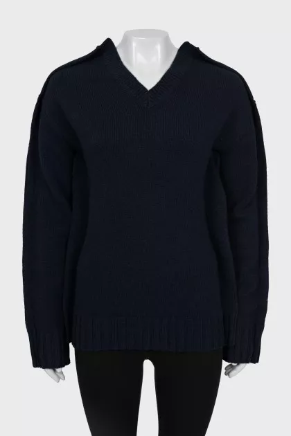 Knit a sweater with outside seams