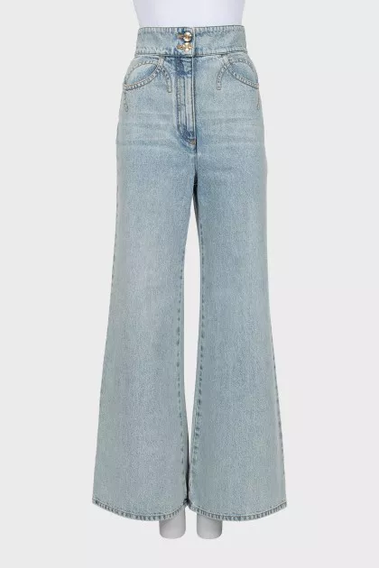 Flared jeans in light blue