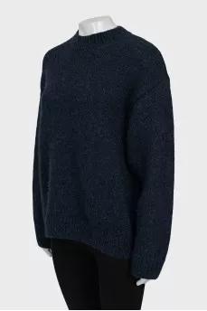 Knitted sweater with logo on the back