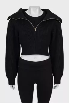 Cropped knitted sweater