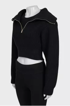 Cropped knitted sweater