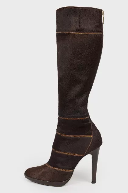 Striped suede boots