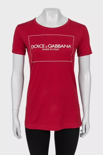 Red T-shirt with branded print