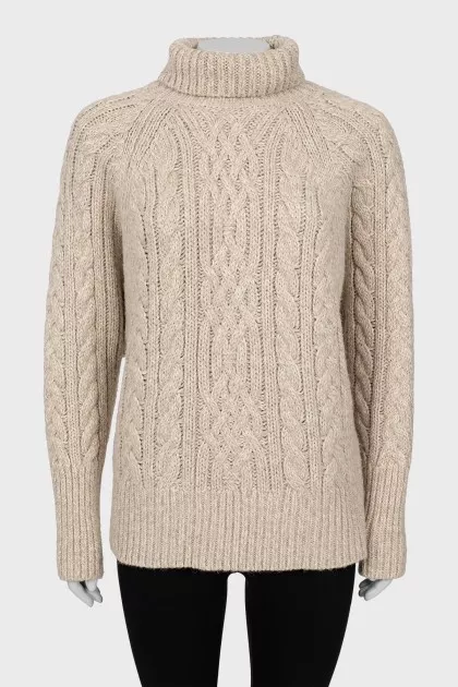 Oversized sweater in beige