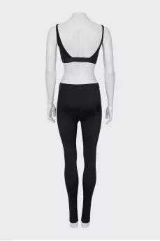 Sports suit made of a top and leggings