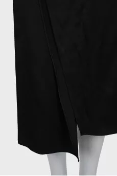 Straight cut skirt with slits