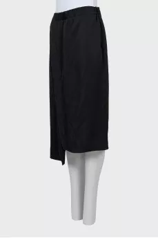 Straight cut skirt with slits