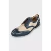 Brogues made of textile and leather