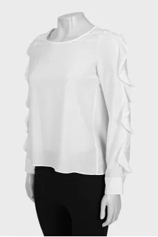 White loose fit blouse with ruffles