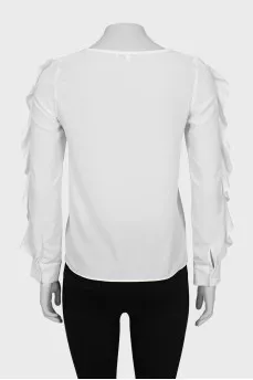White loose fit blouse with ruffles