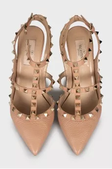 Босоножки Rockstud из бежевой кожи 