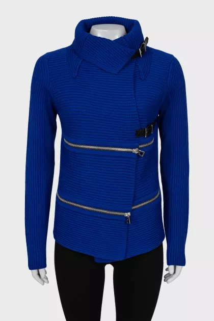 Knitted jacket with zippers