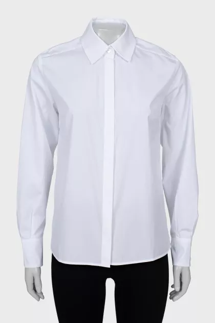 White shirt with hidden buttons