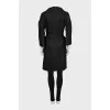 Fitted coat with pockets