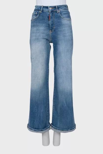 Blue jeans with cuffs