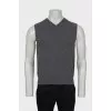 Knitted wool vest with tag
