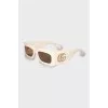 Sunglasses with massive logo