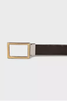 Men's belt with a shaped buckle