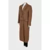 Straight cut coat with buttons