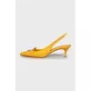 Kitten heel textile shoes