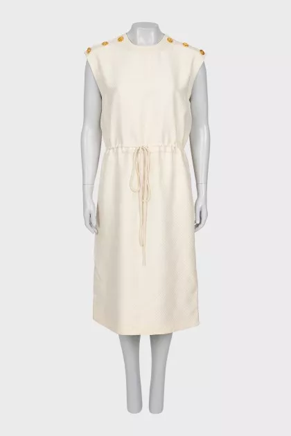 Fitted dress in beige with tag