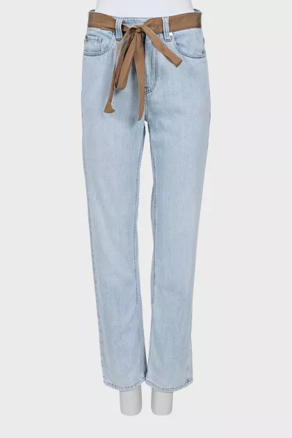 Blue jeans with belt