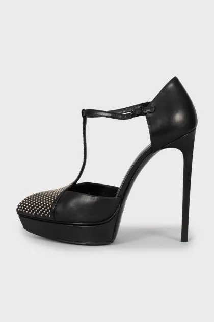 Leather shoes with silver fittings
