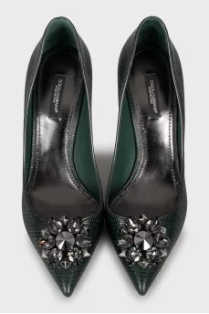 Leather shoes with green rhinestones