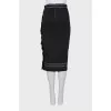 Skirt with accent buttons