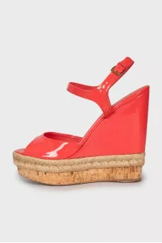 Patent leather wedge sandals