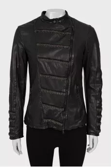 Brown leather jacket with zipper